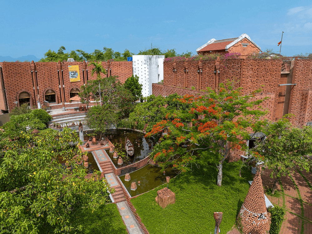 Thanh Ha Terracotta Park is a living cultural museum built upon the Eastern philosophy of Yin and Yang (Source: Visit Hoi An)